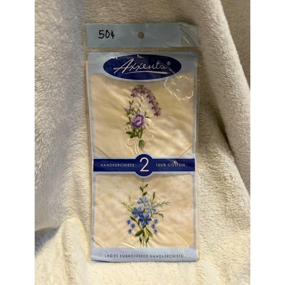 Axxents Women’s Embroidered Floral Cotton Handkerchief Set 2pc 11" White